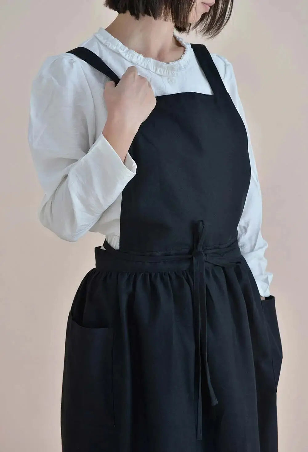 Black Pockets Japanese Apron