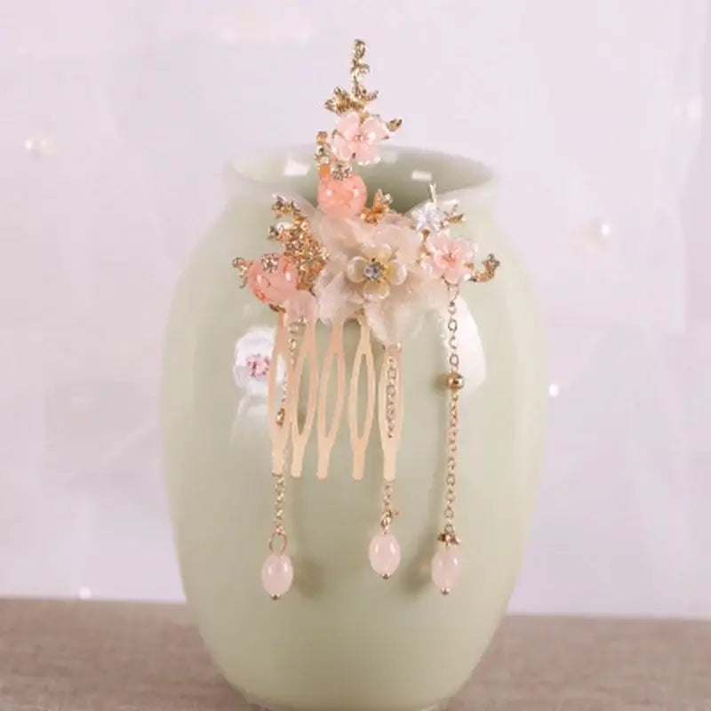 Majestic Golden Sakura Kanzashi