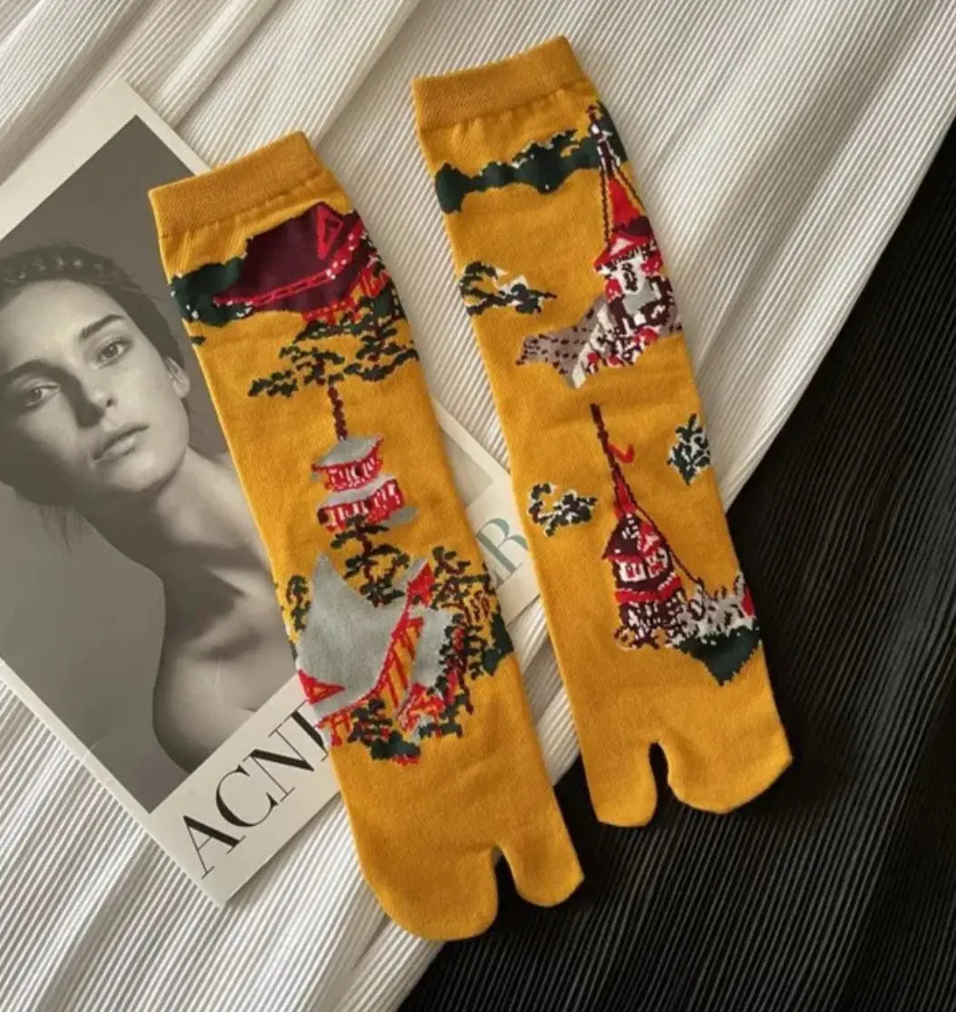 Tabi Socks