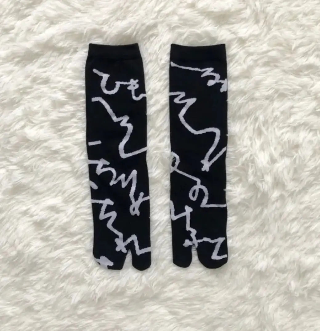 Tabi Socks