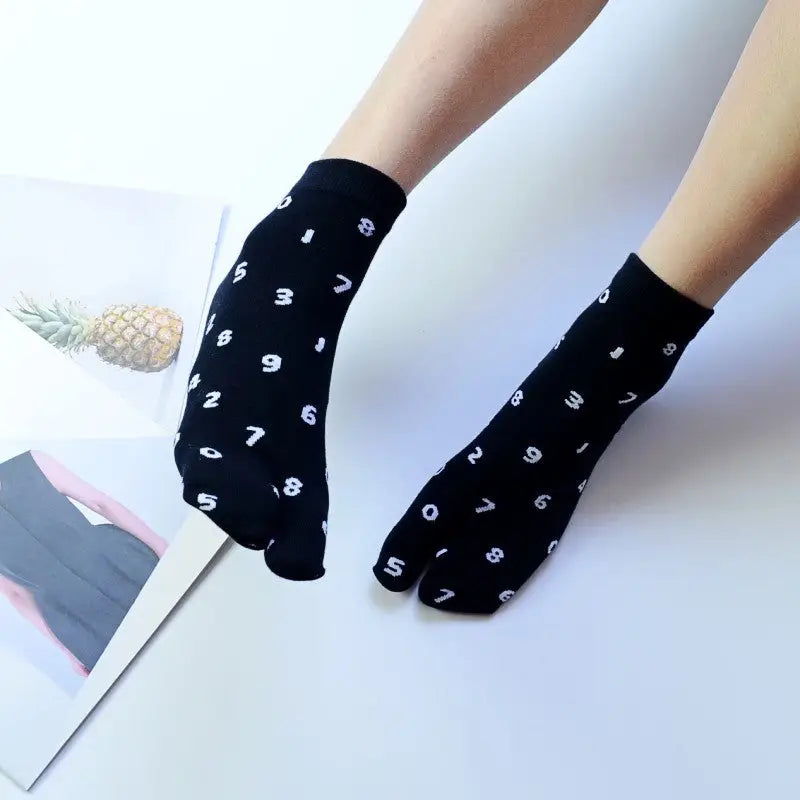 Black Numbered Tabi Socks