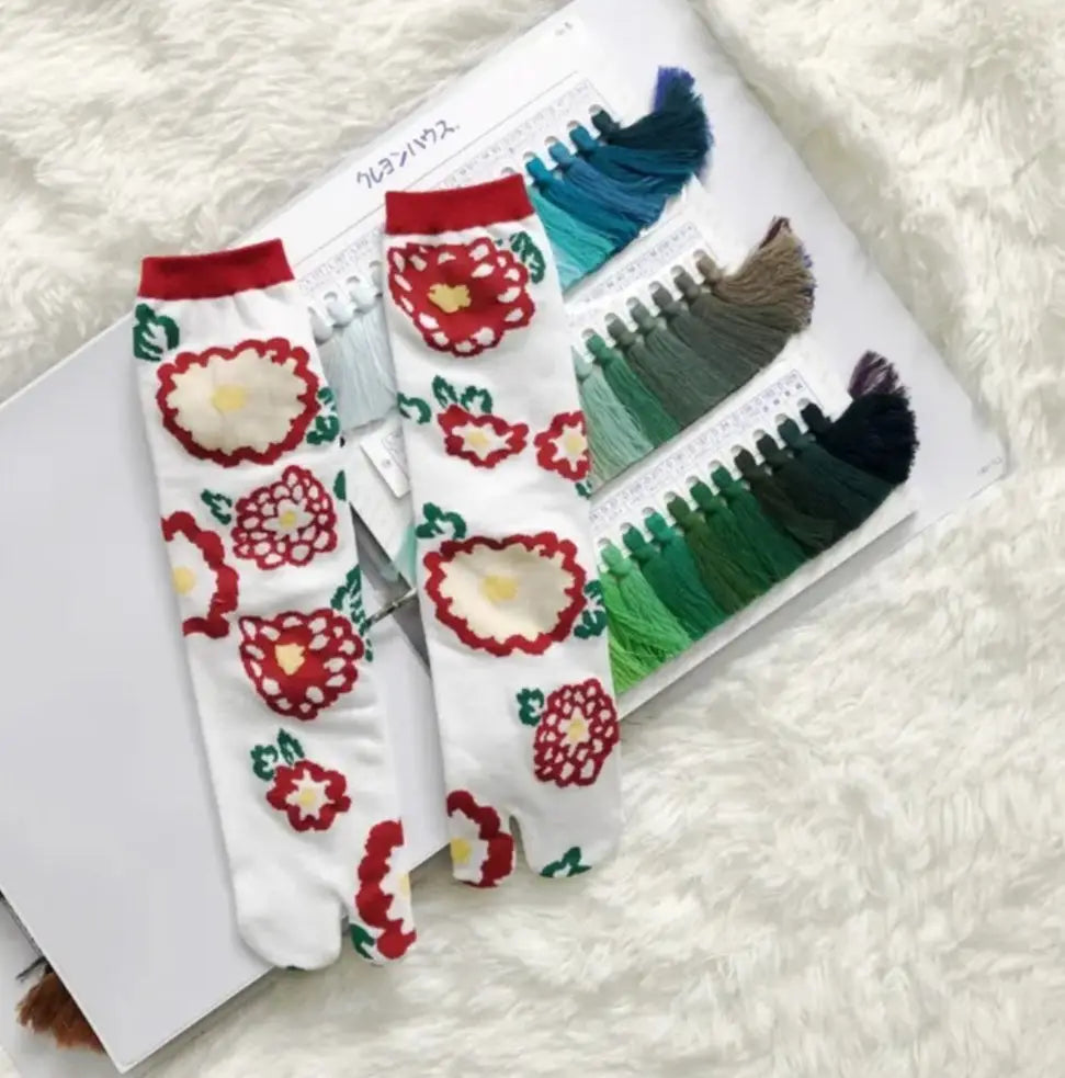 Tabi Socks