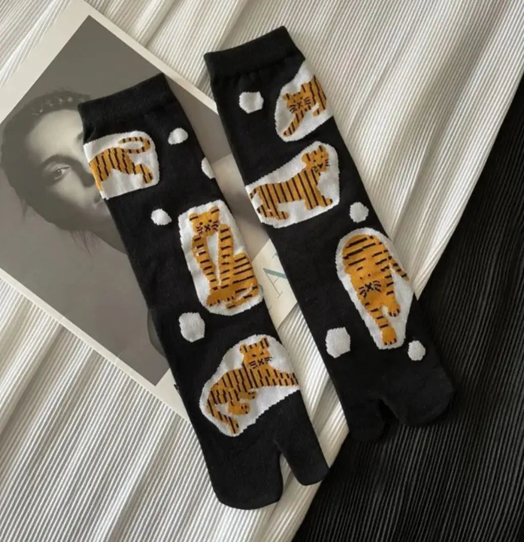Tabi Socks