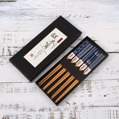 Traditional Pattern Chopsticks Set