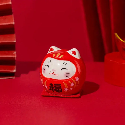 Bambola del gatto Daruma rossa