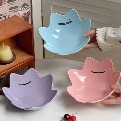 Ditto Ceramic Bowl color options held for display