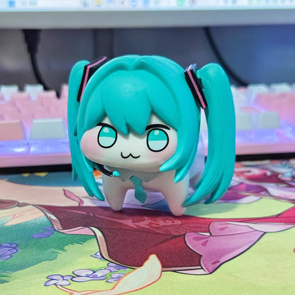 Doro Hatsune Miku Figure front view on anime desk mat