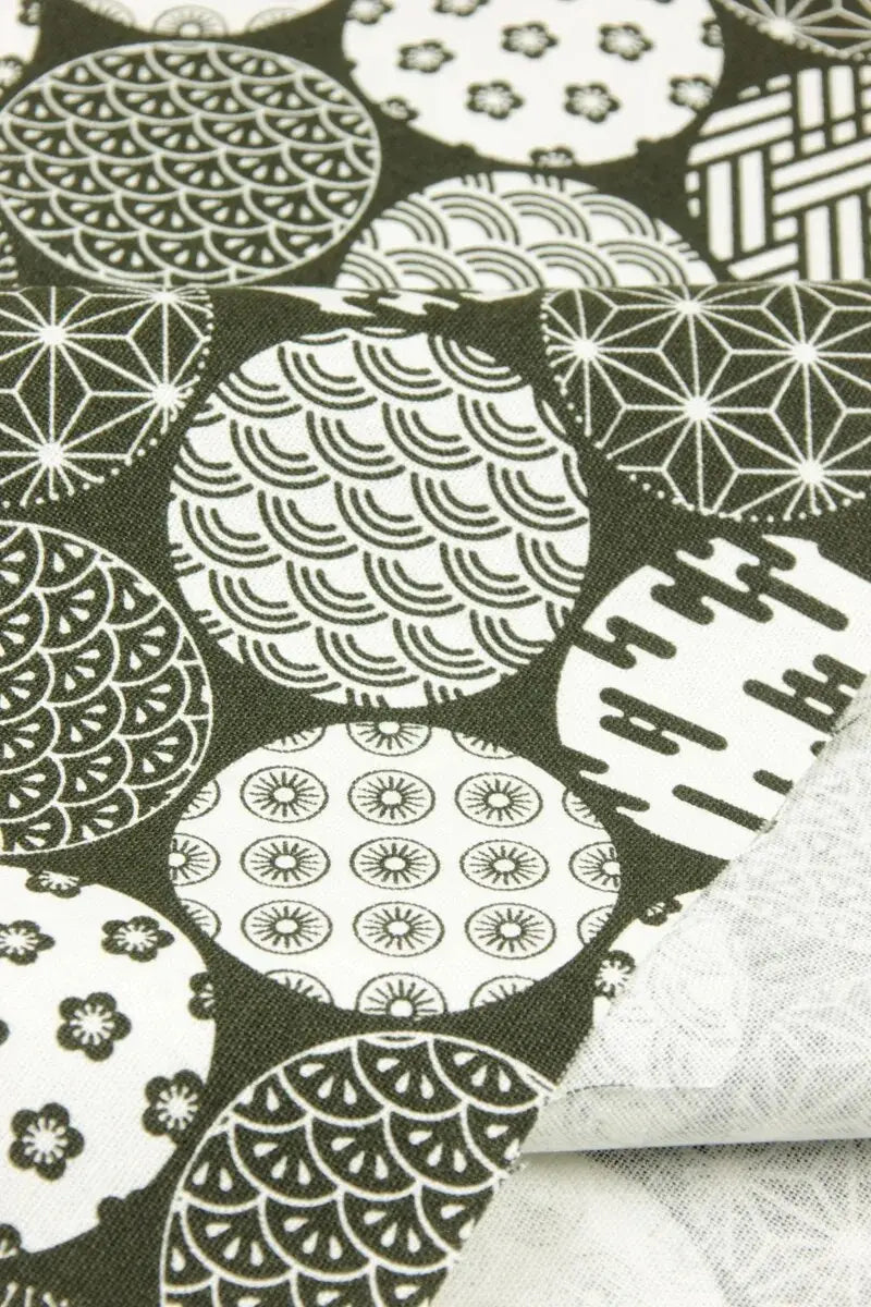 Furoshiki à motifs géométriques verts