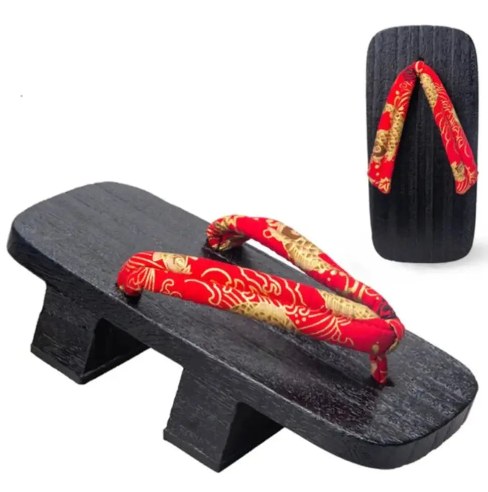 Red Gold Traditional Pattern Black Geta
