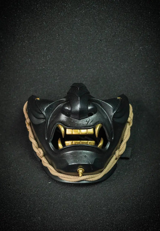 Maschera Oni del Samurai Fantasma Nero di Tsushima