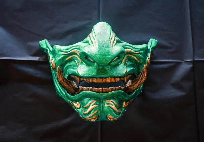 Máscara Samurai Demonio Oni Dorada y Verde