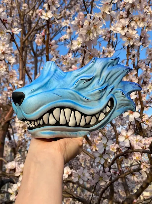 Media máscara de colmillos de zorro Kitsune azul