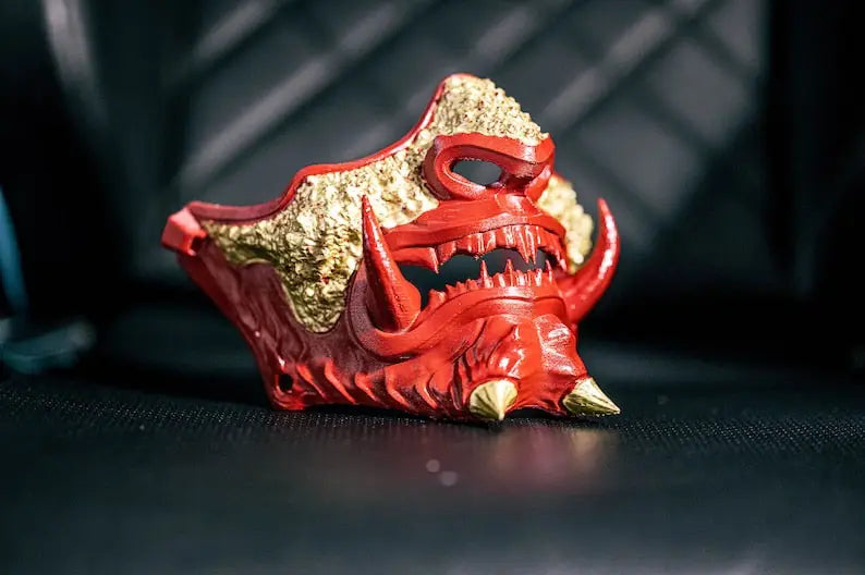 Demi-masque Oni Samurai rouge et or