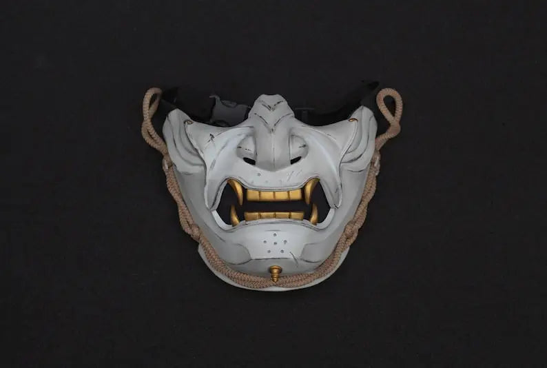 Maschera Oni del Samurai Fantasma Bianco di Tsushima