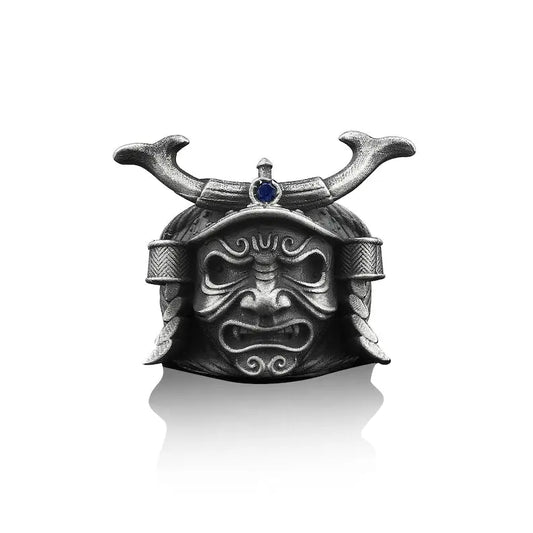 Anello in argento con demone Shogun