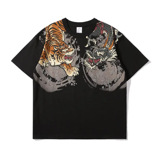 T-shirt con stampa tigre e drago