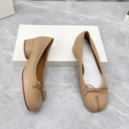 Elegant Beige Jikatabi Heels