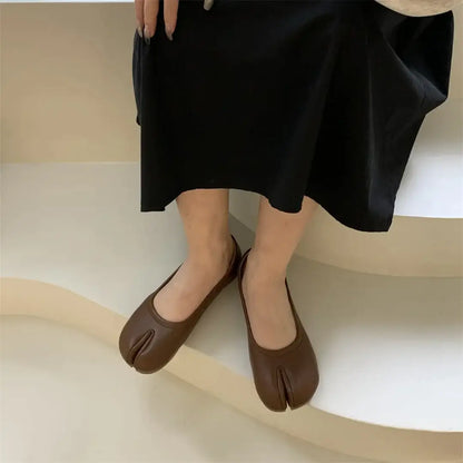 Chocolate Flat Jikatabi Shoes