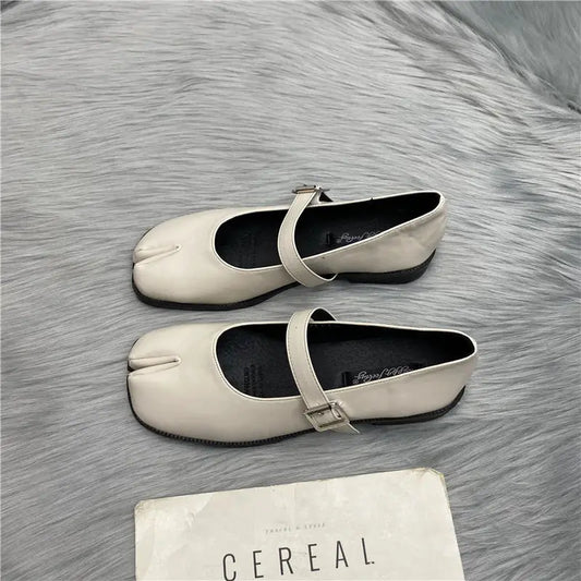 White MJ Jikatabi Shoes