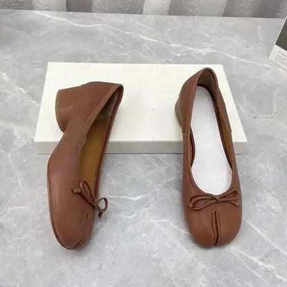 Elegant Brown Jikatabi Heels