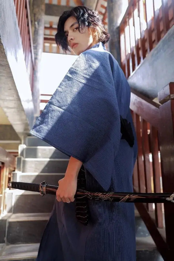 Kimono tradizionale da uomo blu reale