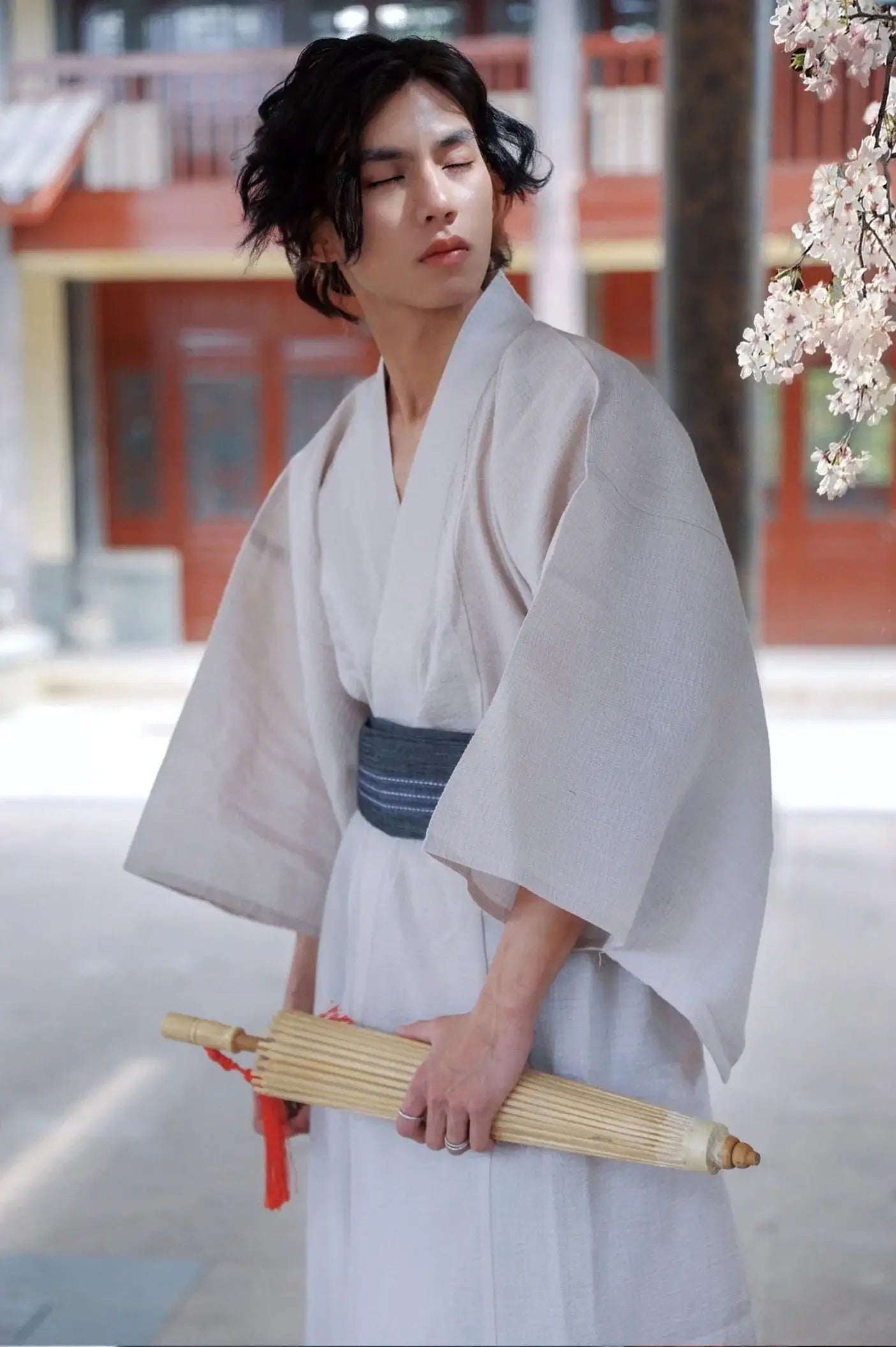 Kimono tradicional blanco para hombre
