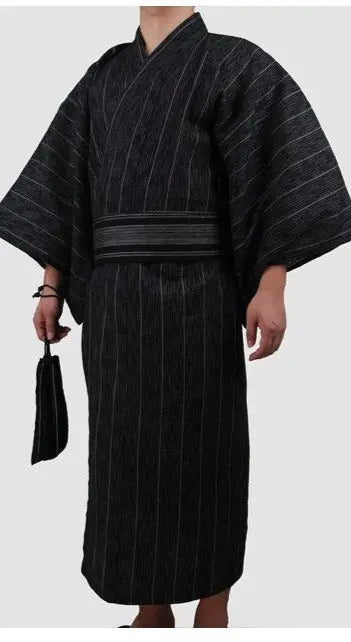 Yukata traditionnel noir pour hommes