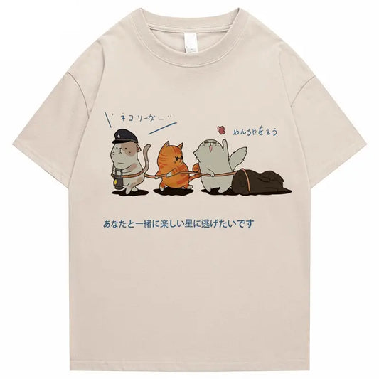 T-shirt divertente con avventure di gatti