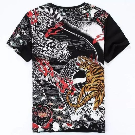 Camiseta con bordado de duelo de dragón y tigre