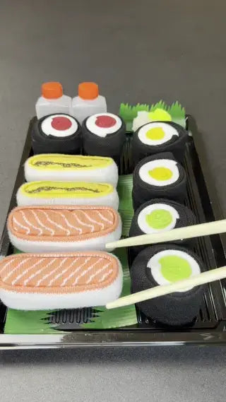 Calcetines divertidos con caja de sushi