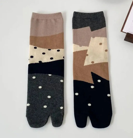 Dots Stitch Tabi Socks