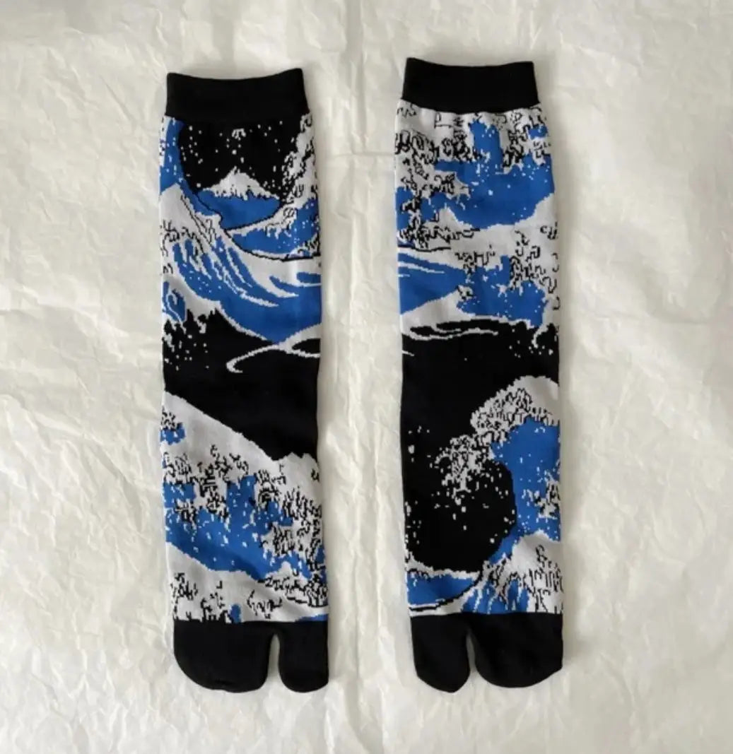 Kanagawa Wave Black Tabi Socks