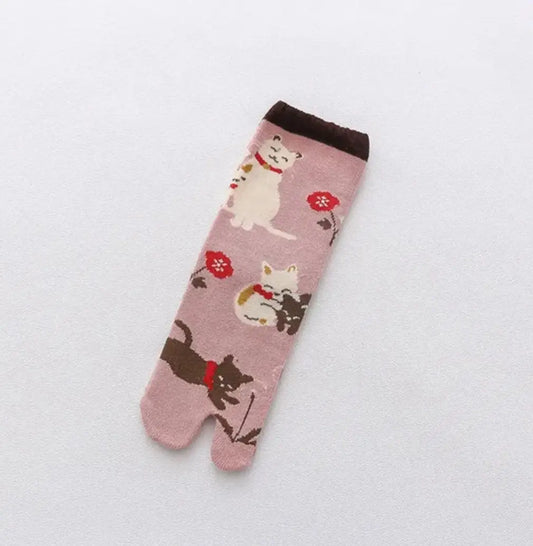Playful Cats Pink Tabi Socks