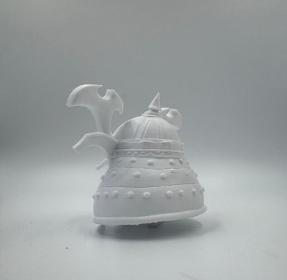 Front view of the white samurai helmet skull figure