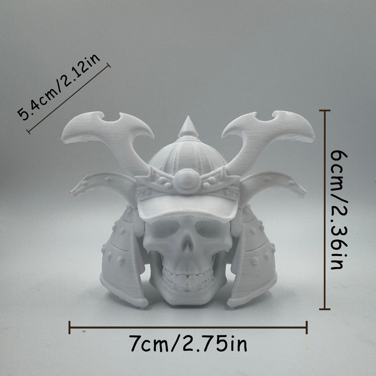 White samurai helmet skull figure size guide, 7 cm wide and 6 cm tall