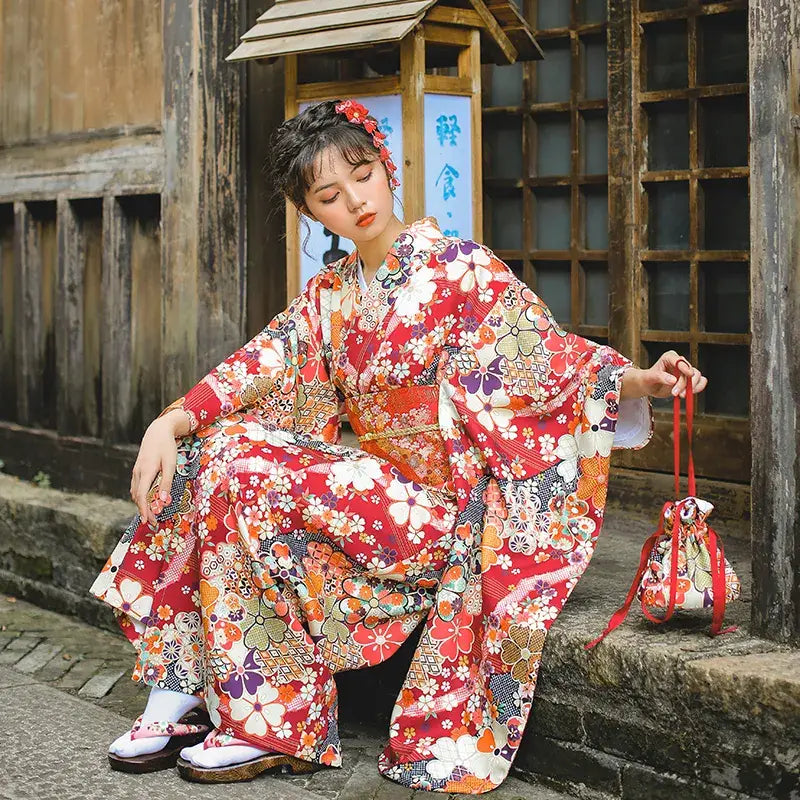 Traditional Floral Pattern Women’s Kimono