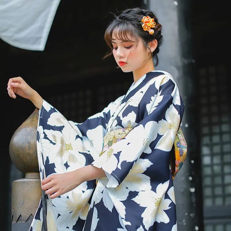 Kimono Femme Noir Floral Blanc