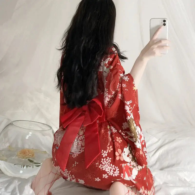 Women Red Floral Silk Kimono