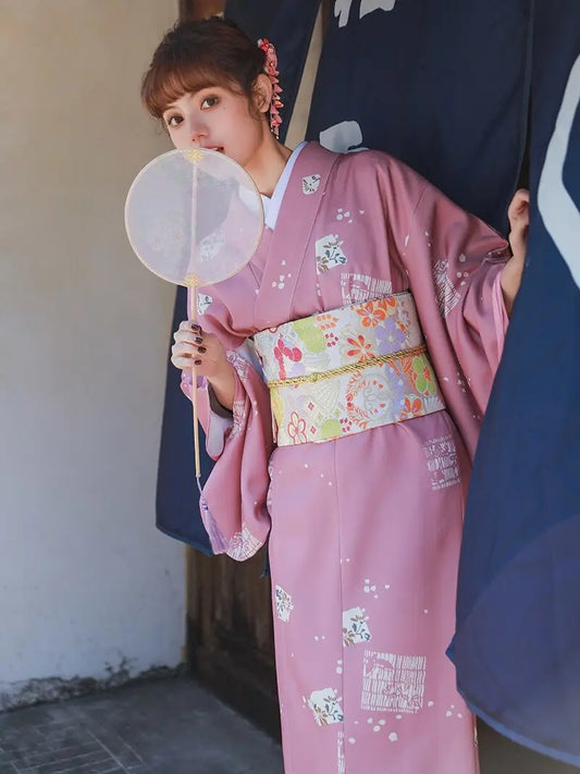 Kimono traditionnel pour femmes à la lavande