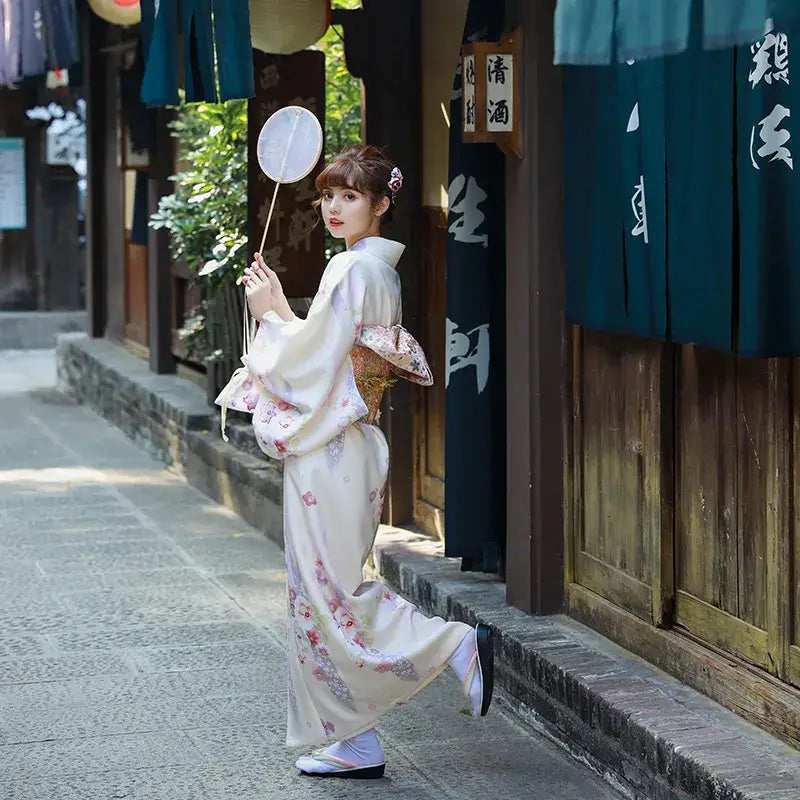Kimono da donna floreale acquerello